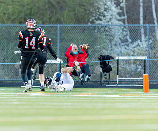 Ipswich vs Hamilton-Wenham Varsity Football Game 2021_2021-04-23_07-20-56_AB5W1989_@TimCardew_2021