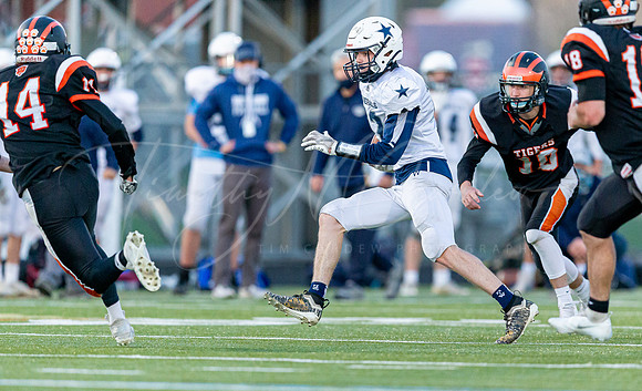 Ipswich vs Hamilton-Wenham Varsity Football Game 2021_2021-04-23_07-24-19_AB5W2083_@TimCardew_2021