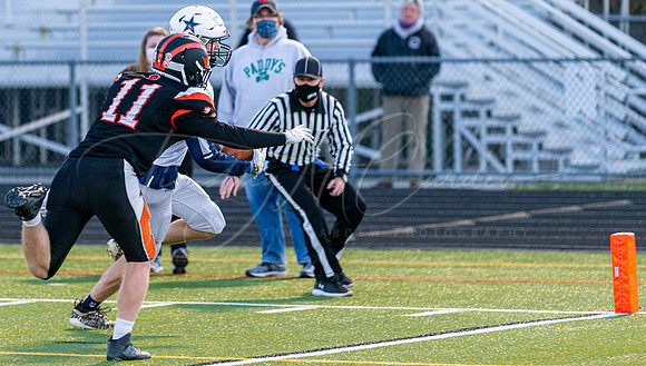 Ipswich vs Hamilton-Wenham Varsity Football Game 2021_2021-04-23_07-26-39_IM1D6992_@TimCardew_2021