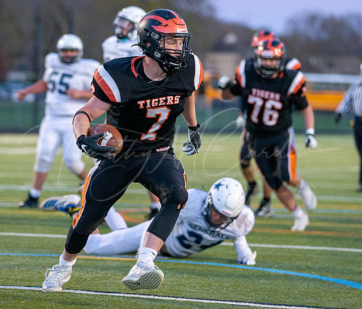 Ipswich vs Hamilton-Wenham Varsity Football Game 2021_2021-04-23_07-34-51_IM1D7121_@TimCardew_2021