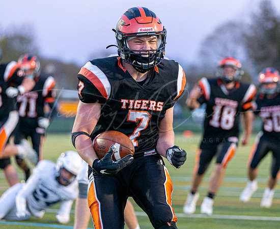 Ipswich vs Hamilton-Wenham Varsity Football Game 2021_2021-04-23_07-34-51_IM1D7126_@TimCardew_2021