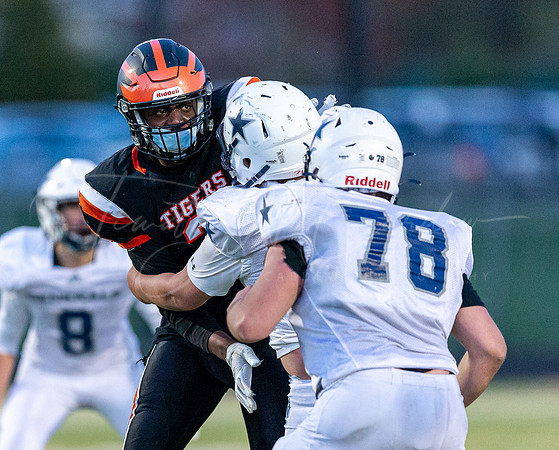 Ipswich vs Hamilton-Wenham Varsity Football Game 2021_2021-04-23_07-38-00_AB5W2318_@TimCardew_2021