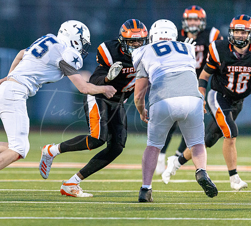 Ipswich vs Hamilton-Wenham Varsity Football Game 2021_2021-04-23_07-41-21_AB5W2421_@TimCardew_2021