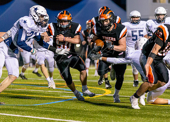 Ipswich vs Hamilton-Wenham Varsity Football Game 2021_2021-04-23_07-58-01_IM1D7270_@TimCardew_2021