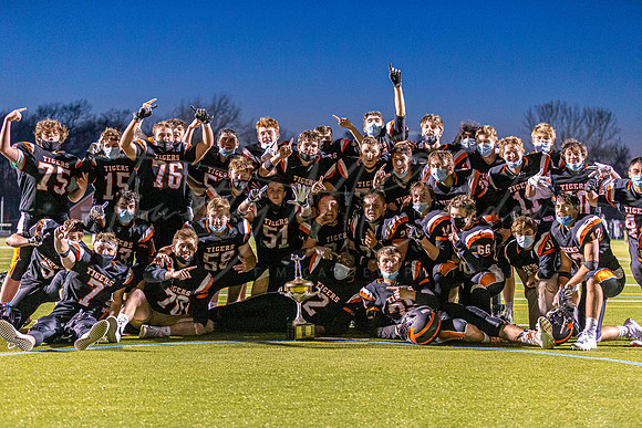 Ipswich vs Hamilton-Wenham Varsity Football Game 2021_2021-04-23_08-14-09_IM1D7757_@TimCardew_2021-Edit