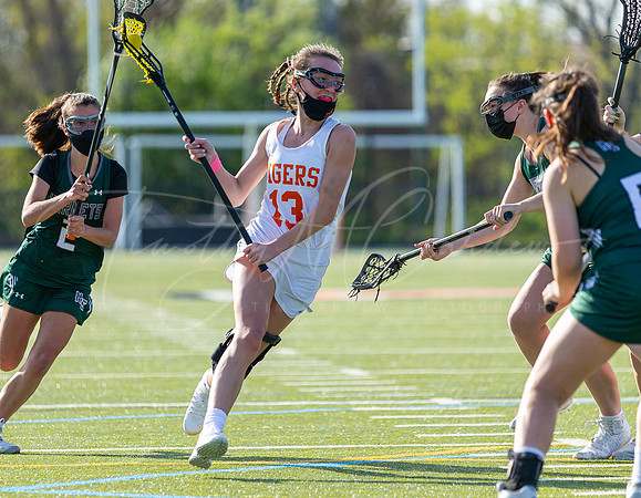 Ipswich vs Manchester-Essex Girls HS Varsity Lacrosse game_2021-05-07_05-19-53_IM1D8568_@TimCardew_2021