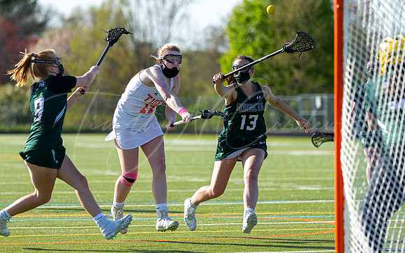 Ipswich vs Manchester-Essex Girls HS Varsity Lacrosse game_2021-05-07_05-23-58_IM1D8644_@TimCardew_2021