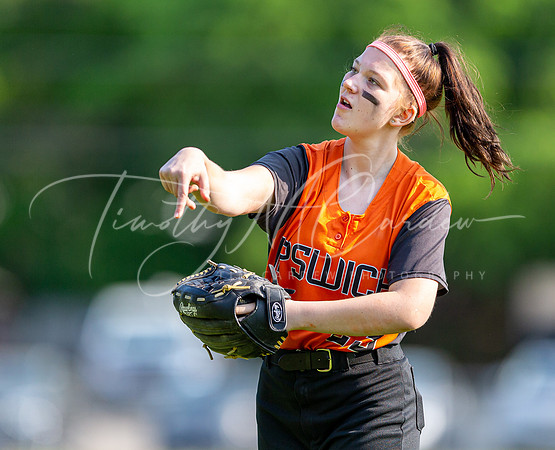 Ipswich vs Rockport Girls HS Varsity Softball Game 2021_2021-05-19_05-11-58_AB5W7774_@TimCardew_2021