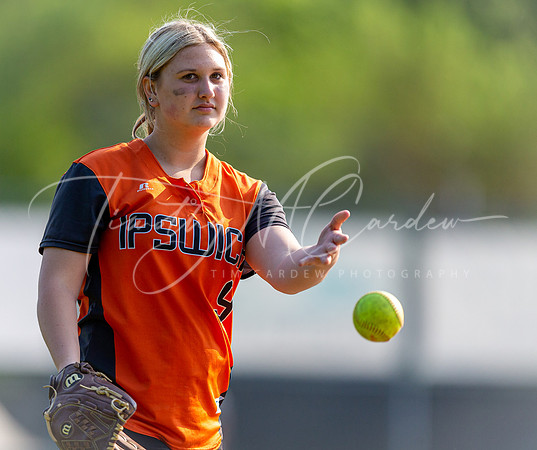 Ipswich vs Rockport Girls HS Varsity Softball Game 2021_2021-05-19_05-12-04_AB5W7778_@TimCardew_2021