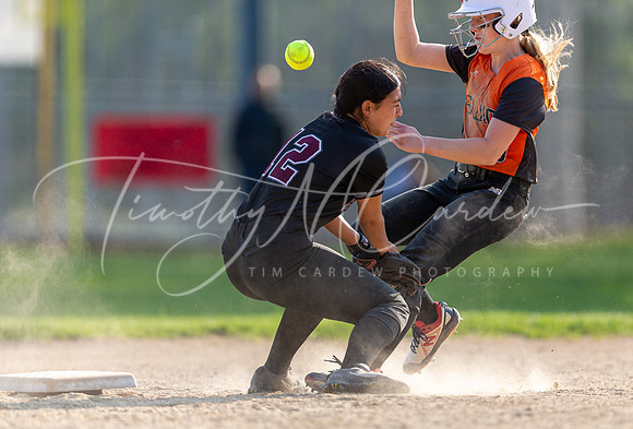 Ipswich vs Rockport Girls HS Varsity Softball Game 2021_2021-05-19_05-22-28_AB5W7912_@TimCardew_2021