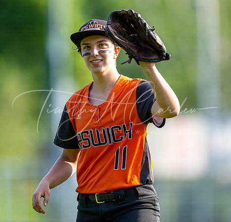 Ipswich vs Rockport Girls HS Varsity Softball Game 2021_2021-05-19_05-27-42_AB5W8136_@TimCardew_2021