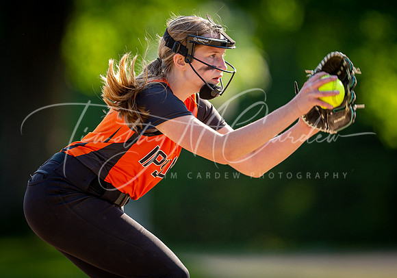Ipswich vs Rockport Girls HS Varsity Softball Game 2021_2021-05-19_05-29-02_AB5W8170_@TimCardew_2021