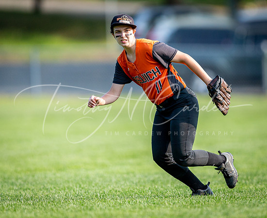 Ipswich vs Rockport Girls HS Varsity Softball Game 2021_2021-05-19_05-32-20_AB5W8249_@TimCardew_2021