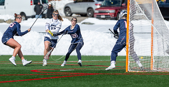 University of New Hampshire vs #25 University of Connecticut Women’s Lacrosse Game 2022_2022-02-27_02-34-32_IM1D8013_@TimCardew_2022