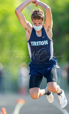 Ipswich vs Triton Varsity Spring Track & Field Event 2021_2021-05-17_04-28-38_AB5W3462_@TimCardew_2021