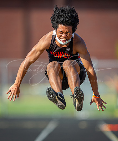 Ipswich vs Triton Varsity Spring Track & Field Event 2021_2021-05-17_05-12-42_AB5W4020_@TimCardew_2021