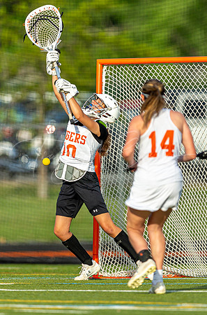 Ipswich vs North Reading Girls HS Varsity Lacrosse Game 2021_2021-05-18_06-12-46_AB5W5398_@TimCardew_2021