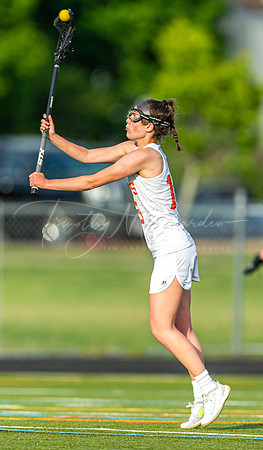 Ipswich vs North Reading Girls HS Varsity Lacrosse Game 2021_2021-05-18_06-13-24_AB5W5417_@TimCardew_2021