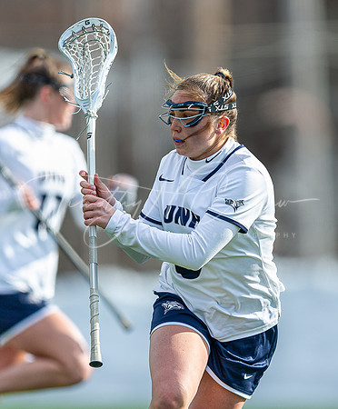 University of New Hampshire vs #25 University of Connecticut Women’s Lacrosse Game 2022_2022-02-27_03-33-15_AB5W6057_@TimCardew_2022