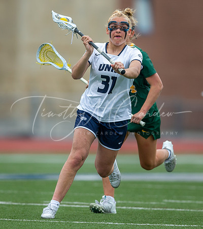 University of New Hampshire vs Vermont Women’s Lacrosse Game 2022_2022-04-16_01-26-11_AB5W9979_@TimCardew_2022