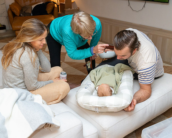 Sloane McCaughan Cardew greets Meems & Grandad_12-08_11-20-42_IM1D2480_@TimCardew_2024_