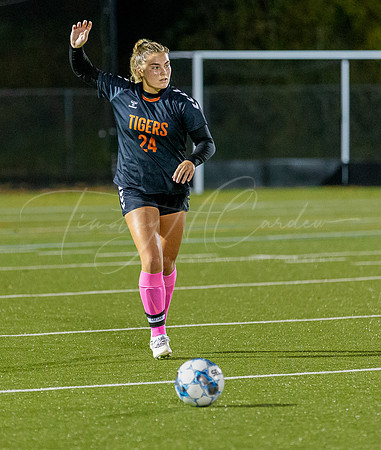 Ipswich vs Triton Girls HS Varsity Soccer Game 2023_2023-10-18_07-06-22_AB5W7643_@TimCardew_2023