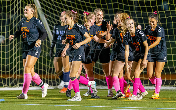 Ipswich vs Triton Girls HS Varsity Soccer Game 2023_2023-10-18_07-12-28_DT7T2158_@TimCardew_2023