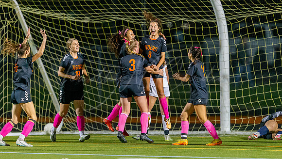 Ipswich vs Triton Girls HS Varsity Soccer Game 2023_2023-10-18_07-12-18_DT7T2145_@TimCardew_2023