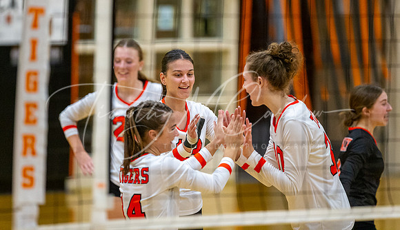 Ipswich vs Georgetown Girls HS Volleyball Game 2023_2023-10-27_05-43-03_DT7T5966_@TimCardew_2023