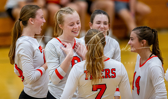 Ipswich vs Georgetown Girls HS Volleyball Game 2023_2023-10-27_05-53-18_DT7T6015_@TimCardew_2023