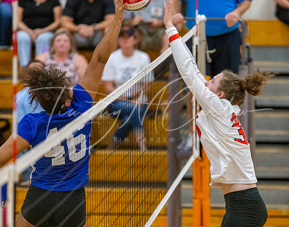 Ipswich vs Georgetown Girls HS Volleyball Game 2023_2023-10-27_06-03-57_AB5W9453_@TimCardew_2023