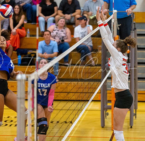 Ipswich vs Georgetown Girls HS Volleyball Game 2023_2023-10-27_06-04-50_AB5W9471_@TimCardew_2023