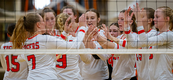 Ipswich vs Georgetown Girls HS Volleyball Game 2023_2023-10-27_06-30-16_DT7T6443_@TimCardew_2023