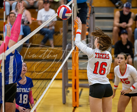 Ipswich vs Georgetown Girls HS Volleyball Game 2023_2023-10-27_06-02-47_AB5W9409_@TimCardew_2023