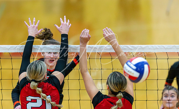 Ipswich vs Hudson Girls HS Volleyball D4 Semifinals 2023_2023-11-14_08-10-45_DT7T4055_@TimCardew_2023-Enhanced-NR