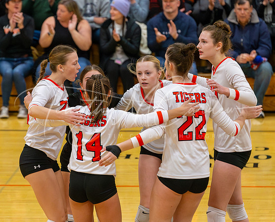 Ipswich vs Hamilton-Wenham Girls HS Volleyball D4 Rd of 8 Quarterfinals 2023_2023-11-10_05-08-36_AB5W2459_@TimCardew_2023-Enhanced-NR