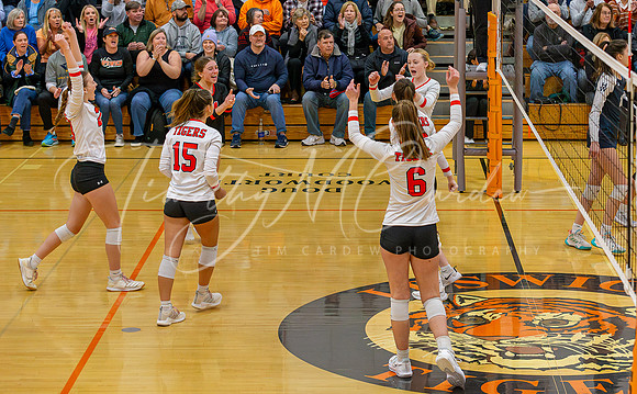 Ipswich vs Hamilton-Wenham Girls HS Volleyball D4 Rd of 8 Quarterfinals 2023_2023-11-10_05-12-05_AB5W2551_@TimCardew_2023-Enhanced-NR