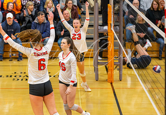 Ipswich vs Hamilton-Wenham Girls HS Volleyball D4 Rd of 8 Quarterfinals 2023_2023-11-10_05-27-56_AB5W3002_@TimCardew_2023-Enhanced-NR