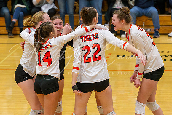 Ipswich vs Hamilton-Wenham Girls HS Volleyball D4 Rd of 8 Quarterfinals 2023_2023-11-10_05-30-20_AB5W3169_@TimCardew_2023-Enhanced-NR