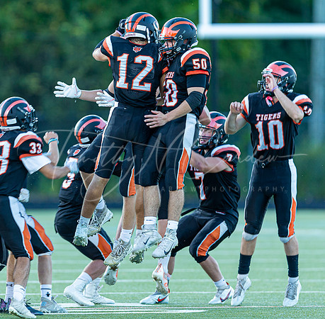 Ipswich vs Manchester-Essex Varsity Football Game 2021_2021-09-10_06-27-41_AB5W5040_@TimCardew_2021