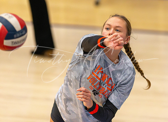 Ipswich vs Bellingham Girls HS Volleyball D4 Championship 2023_2023-11-18_11-37-31_DT7T6345_@TimCardew_2023-Enhanced-NR