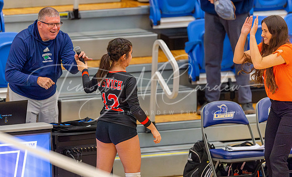 Ipswich vs Bellingham Girls HS Volleyball D4 Championship 2023_2023-11-18_12-07-00_DT7T6798_@TimCardew_2023-Enhanced-NR