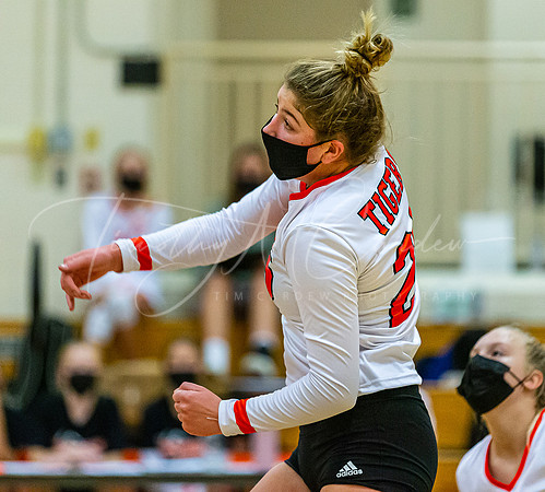 Ipswich vs Lynnfield Girls HS Volleyball Game 2021_2021-09-29_05-26-57_IM1D4683_@TimCardew_2021
