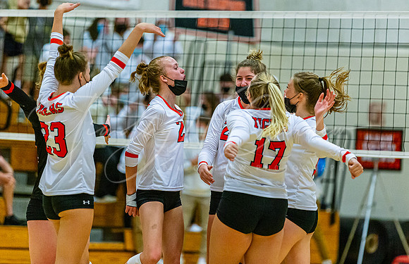 Ipswich vs Lynnfield Girls HS Volleyball Game 2021_2021-09-29_05-39-31_IM1D4770_@TimCardew_2021