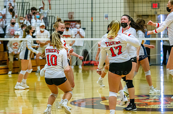 Ipswich vs Lynnfield Girls HS Volleyball Game 2021_2021-09-29_05-41-07_IM1D4841_@TimCardew_2021