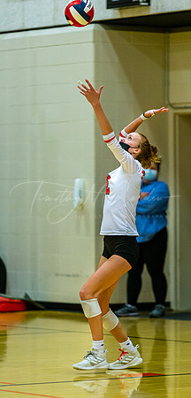 Ipswich vs Lynnfield Girls HS Volleyball Game 2021_2021-09-29_05-55-17_IM1D5023_@TimCardew_2021