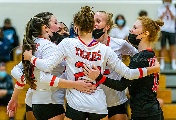 Ipswich vs Lynnfield Girls HS Volleyball Game 2021_2021-09-29_05-56-53_IM1D5109_@TimCardew_2021