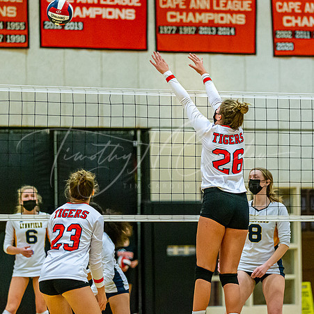 Ipswich vs Lynnfield Girls HS Volleyball Game 2021_2021-09-29_05-58-18_IM1D5141_@TimCardew_2021