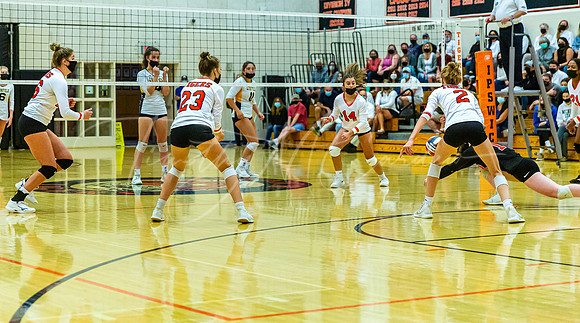 Ipswich vs Lynnfield Girls HS Volleyball Game 2021_2021-09-29_05-58-39_IM5_2609_@TimCardew_2021