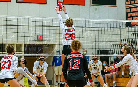 Ipswich vs Lynnfield Girls HS Volleyball Game 2021_2021-09-29_06-00-45_IM1D5227_@TimCardew_2021